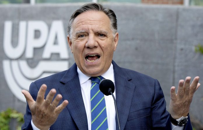 Demandeurs d'asile: «J'ai l'appui de la majorité des Québécois», dit Legault